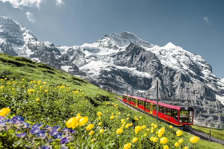 Coach and cogwheel train route to Jungfraujoch on a day trip from Zurich