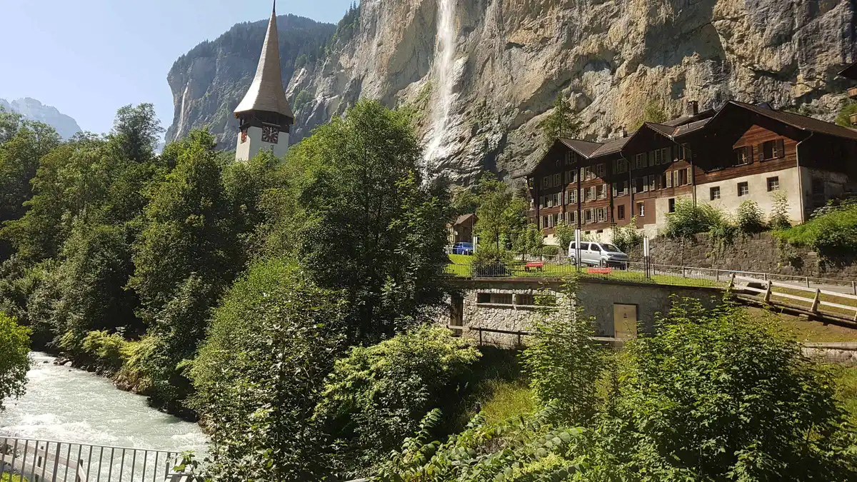 Car-free village of Mürren above the Lauterbrunnen valley on a small-group Swiss Alps tour